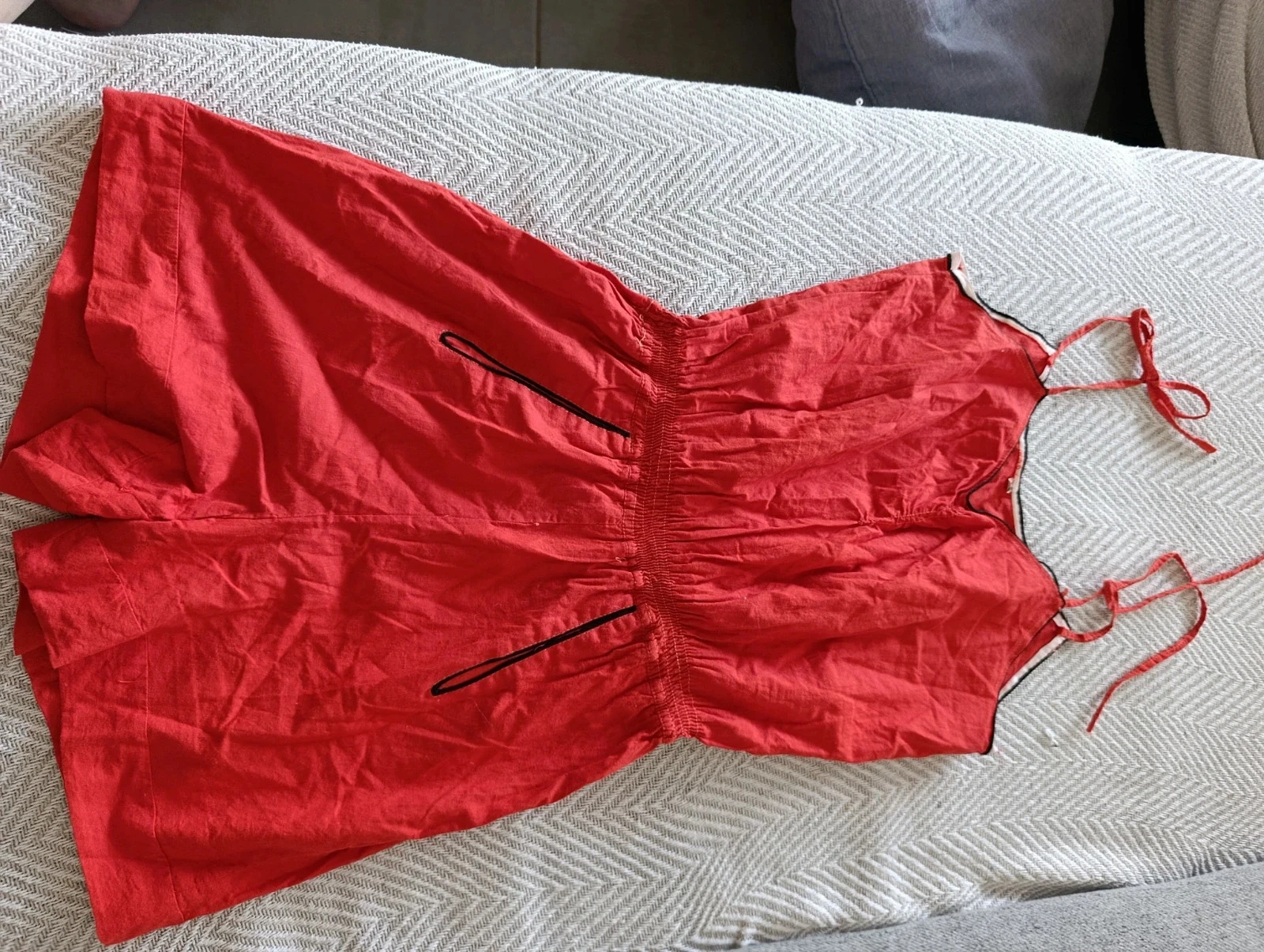 Rode damescombishort met knoopsluiting op de schouders - Maat s – photo 7